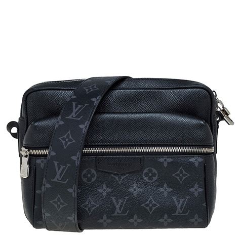 louis vuitton messenger bag monogram|More.